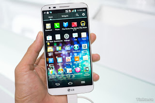  Hand On LG Optimus G2: Highly configurable, many new features